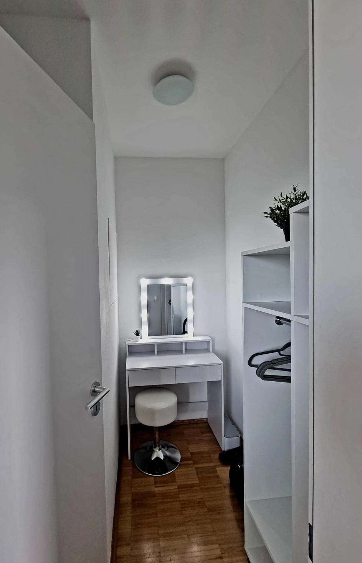 Ferienwohnung Koeln Eksteriør billede